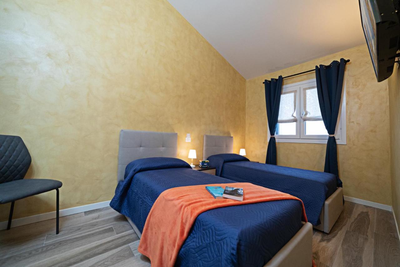 The Place - Regarda Travel Lazise Exterior photo